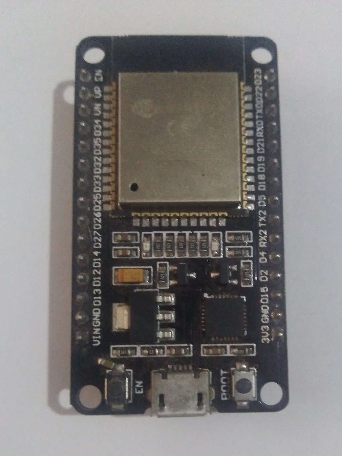 The Espressif ESP32 — the dual-core 2.4 GHz Wi-Fi + Bluetooth SoC at the heart of the nyanBOX. The nyanBOX uses the WROOM-32U module package — the same SoC with a U.FL connector for an external ant…
